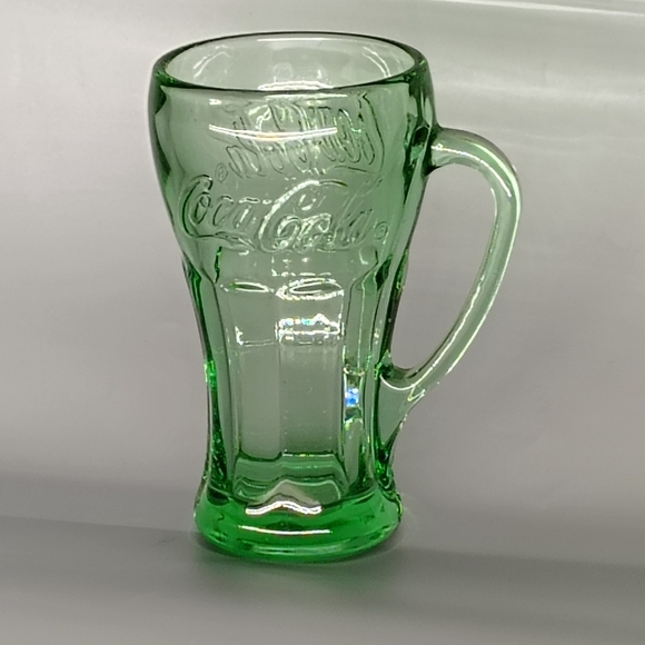 Green Vintage Coca Cola Mug - Picture 1 of 3